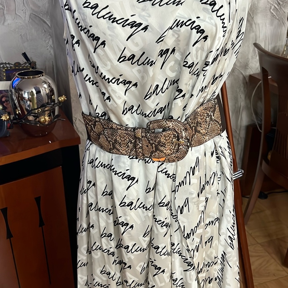Lauren Ralph Lauren Belt . Lizard stamp . Sz M